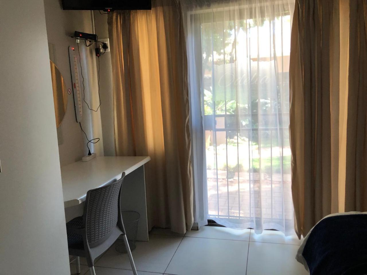 Odelia Guest House โมโคเพน ภายนอก รูปภาพ
