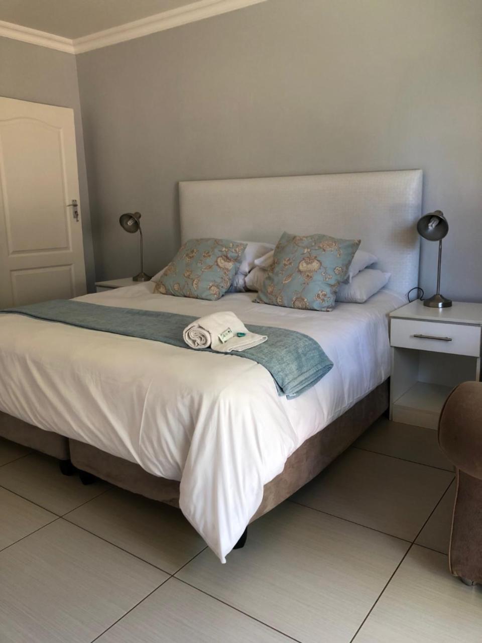 Odelia Guest House โมโคเพน ภายนอก รูปภาพ